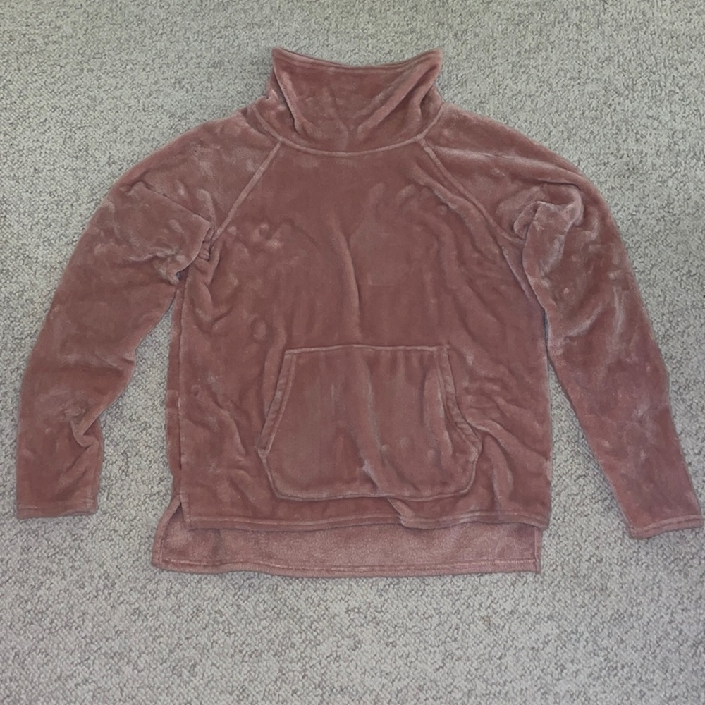Champion fuzzy turtleneck sweatshirt